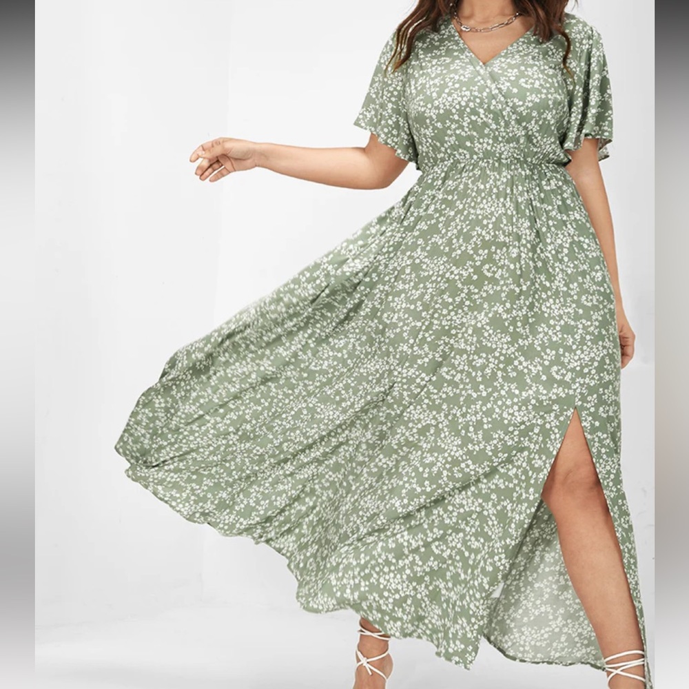 Bloom Dress - Flutter Sleeve Ditsy Floral Pocket Split Maxi Dress